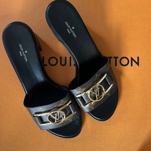 Louis Vuitton Slide Monogram Sandal